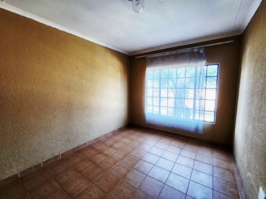 3 Bedroom Property for Sale in Geelhoutpark North West